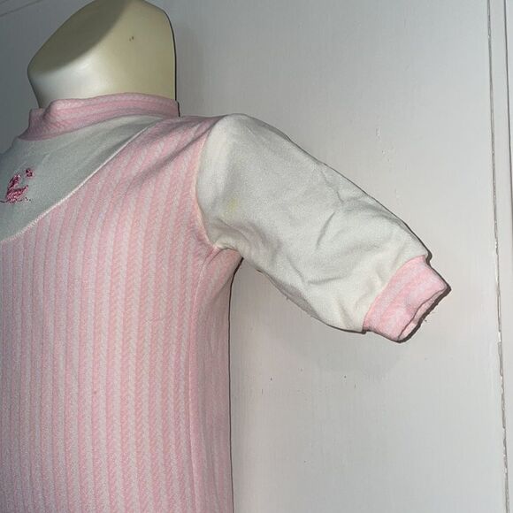 Vtg 60s/70s pink/white knit infant onesie footie with embroidered duck on neck - Picture 4 of 7